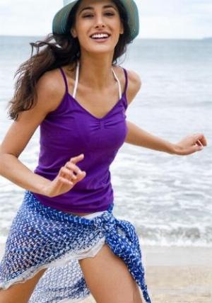 Nargis Farkhi 14.jpg Bollywood Bikini Actress Models
